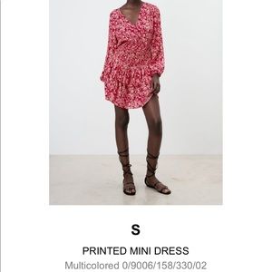 Zara printed mini dress, never worn. Size small.